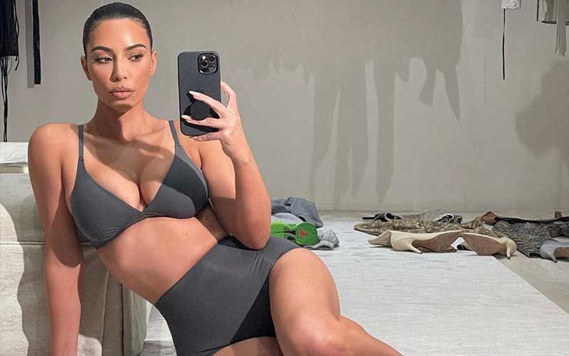 Kim Kardashian Poses in Front of Her Mirror: The Art of Self-Expression