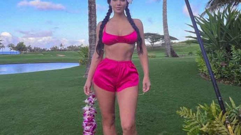Kim Kardashian's Sizzling Bikini Moments in Hawaii