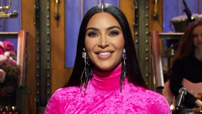 Watch Saturday Night Live: Kim Kardashian West; Halsey 